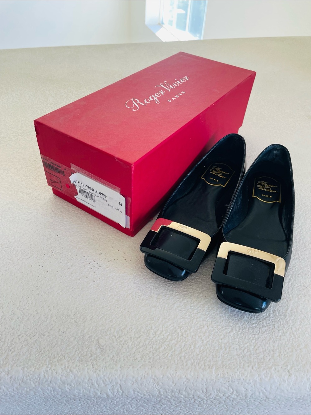 Roger Vivier Black Patent Leather Buckle Ballet Flats